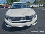 Used 2023 Kia Seltos LX image 5