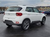 New 2025 Hyundai Venue SEL image 4