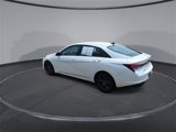 Certified 2022 Hyundai Elantra SEL w/ Convenience Package image 6