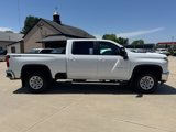 Used 2023 Chevrolet Silverado 2500 LT image 2