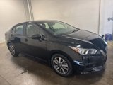 Used 2022 Nissan Versa SV image 3