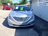 Used 2013 Hyundai Sonata SE w/ Navigation & Sunroof Pkg image 3