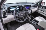 Used 2023 Kia Sorento SX image 2