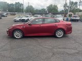 Used 2018 Kia Optima S w/ Panoramic Sunroof Package image 4