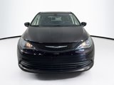 Used 2018 Chrysler Pacifica L image 2