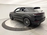 Used 2024 Porsche Cayenne image 3