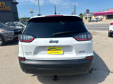 Used 2019 Jeep Cherokee Latitude Plus w/ Cold Weather Group image 4