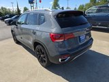 Used 2022 Volkswagen Taos SEL image 3