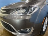 Used 2018 Chrysler Pacifica Touring-L image 5