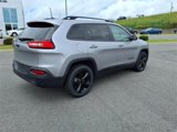 Used 2018 Jeep Cherokee Latitude w/ Altitude Package image 4
