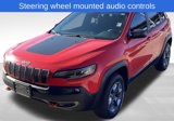Used 2019 Jeep Cherokee Trailhawk image 3