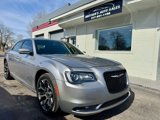 Used 2016 Chrysler 300 S image 5