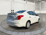 Used 2014 Nissan Versa SV image 3