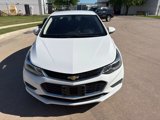 Used 2017 Chevrolet Cruze LT image 2