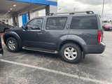 Used 2011 Nissan Pathfinder SV image 6