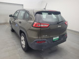 Used 2015 Jeep Cherokee Sport image 5