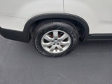 Used 2012 Kia Sorento LX w/ Convenience Pkg image 5