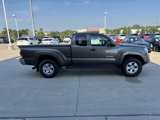 Used 2014 Toyota Tacoma 4x4 Access Cab V6 image 4