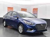Used 2022 Hyundai Accent SEL image 2