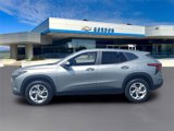 Used 2024 Chevrolet Trax LS w/ LS Convenience Package image 2