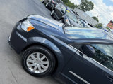 Used 2014 Chrysler Town & Country Touring image 2