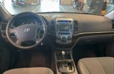 Used 2011 Hyundai Santa Fe SE image 5