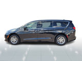 Used 2022 Chrysler Voyager LX image 3