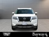 Used 2022 Nissan Pathfinder Platinum image 2