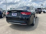 Used 2015 Chrysler 200 Limited w/ Convenience Group image 5