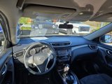 Used 2016 Nissan Rogue SV w/ SV Premium Package image 5