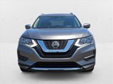 Used 2019 Nissan Rogue SV image 2