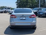 Used 2020 Ford Fusion SE image 6
