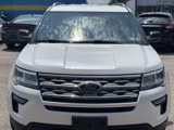 Used 2018 Ford Explorer XLT image 3