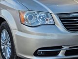 Used 2013 Chrysler Town & Country Limited w/ Luxury Group image 4