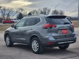 Used 2017 Nissan Rogue SV image 5