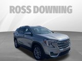 Used 2024 GMC Terrain SLT image 3