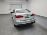 Used 2017 Kia Forte LX image 6