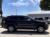 Used 2018 Jeep Grand Cherokee Laredo image 3