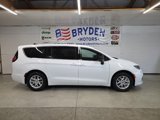 New 2025 Chrysler Pacifica Select image 2
