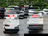 Used 2017 Kia Sorento LX image 4