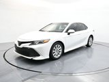 Used 2019 Toyota Camry LE image 3