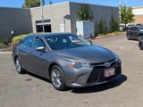 Used 2017 Toyota Camry SE image 3