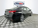 Used 2023 Nissan Versa SV image 2