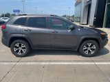 Used 2014 Jeep Cherokee Trailhawk image 3