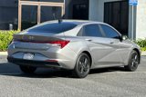 Used 2021 Hyundai Elantra Blue image 4