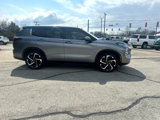 Used 2022 Mitsubishi Outlander SE image 5