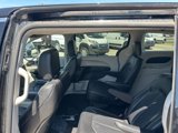 Used 2023 Chrysler Pacifica Touring-L image 5