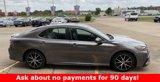 Used 2022 Toyota Camry SE image 3