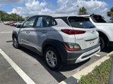 Used 2022 Hyundai Kona SE image 3