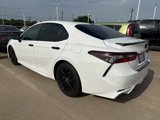 Used 2021 Toyota Camry SE image 3